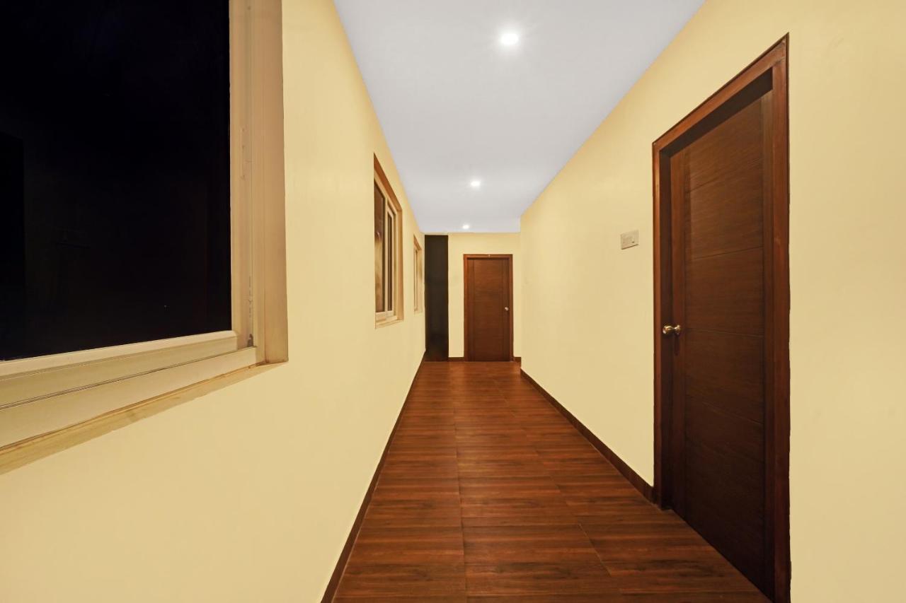 Capital O De Alphabet Kakinada Hotel Екстериор снимка