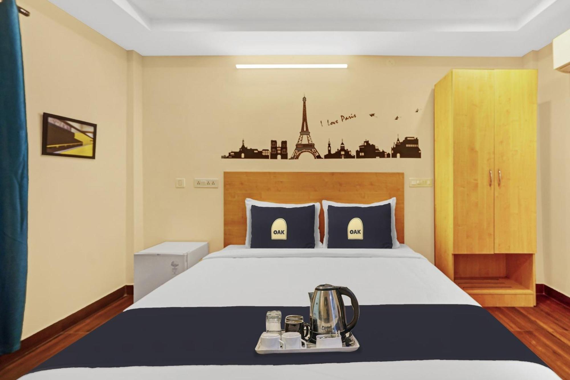 Capital O De Alphabet Kakinada Hotel Екстериор снимка
