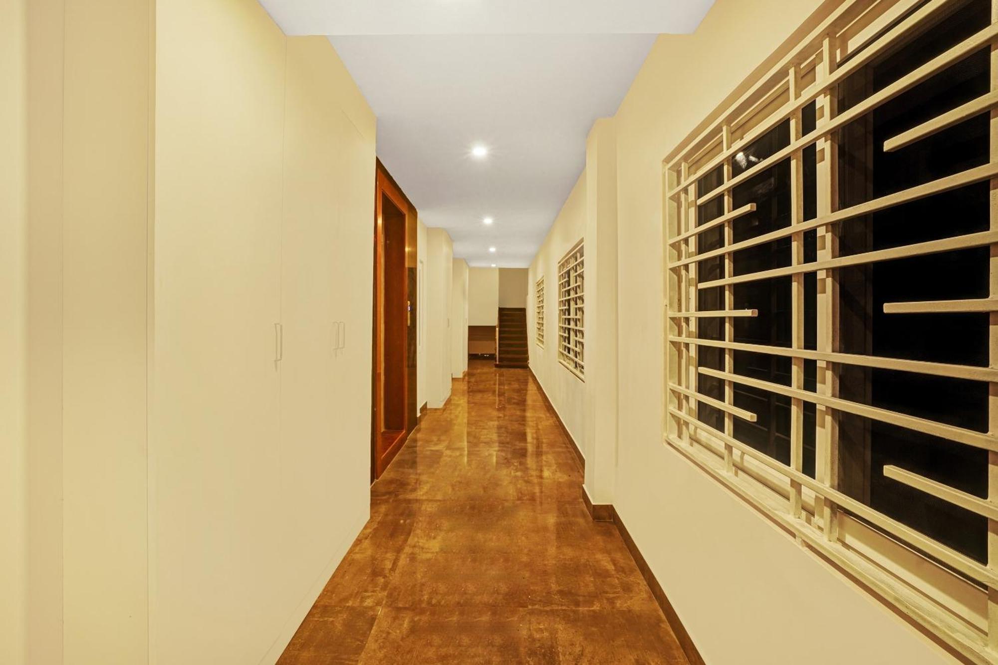 Capital O De Alphabet Kakinada Hotel Екстериор снимка